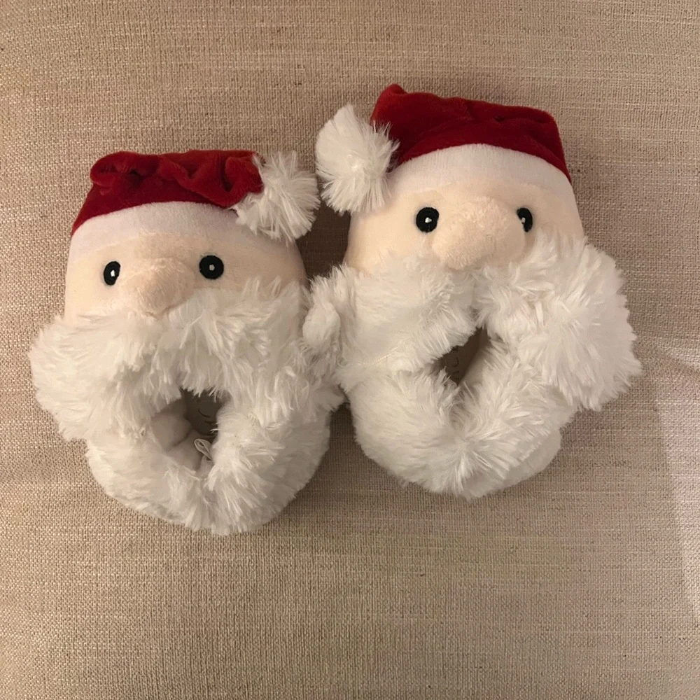Toddler Santa Clause Slippers Size 4/5 Christmas Slippers New without tags!